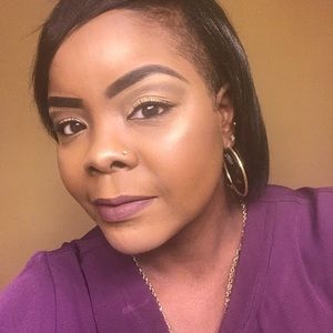 Meet your Posher, Shelia